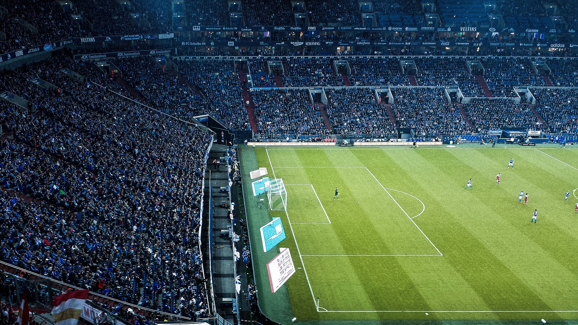 爱游戏官方-电竞主播如何打造个人品牌影响力的策略，电竞主播要求包括哪些素质和技能