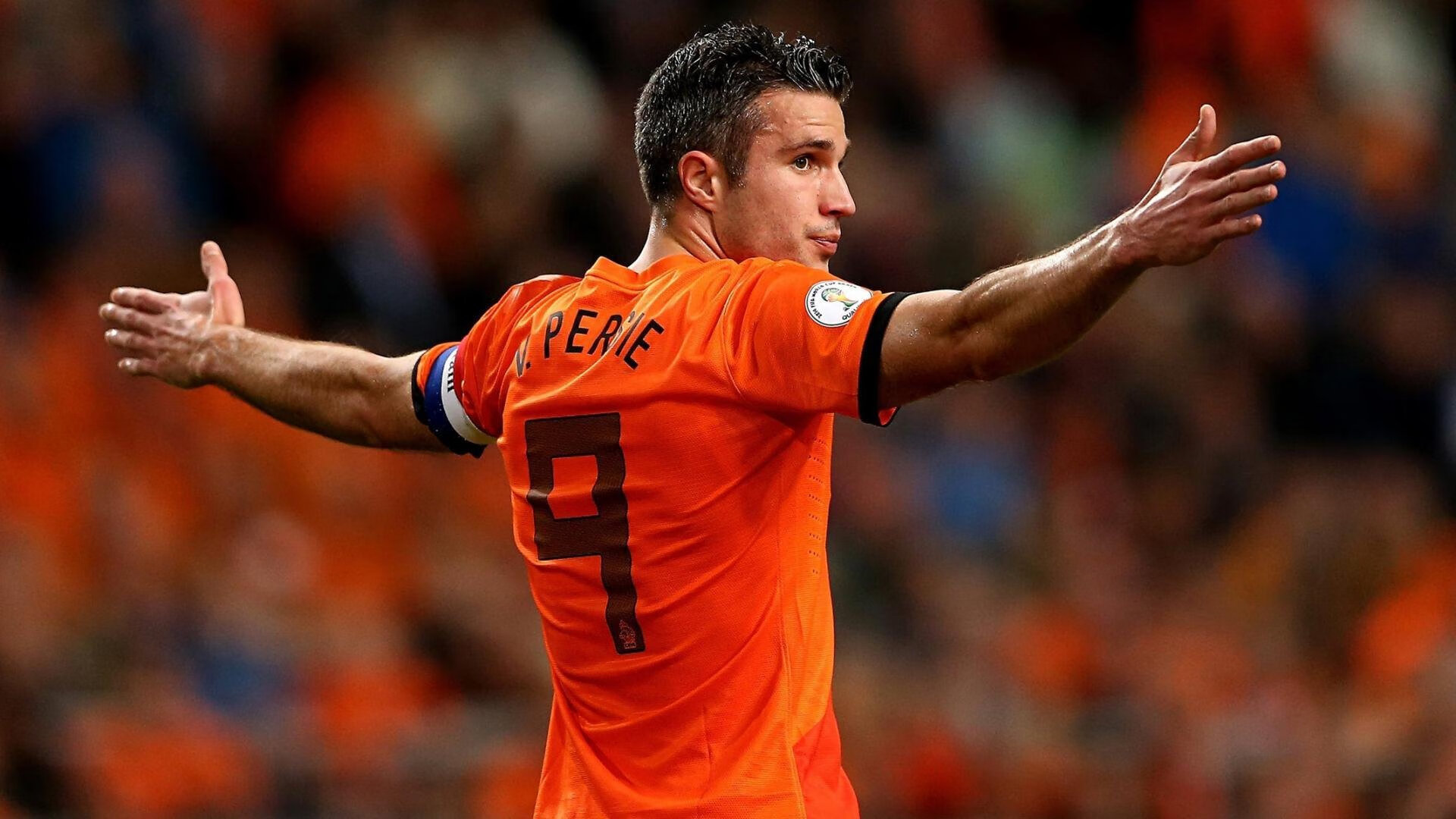 爱游戏体育APP下载-_足球文化影响力报告：运动推动城市发展_，足球文化的影响